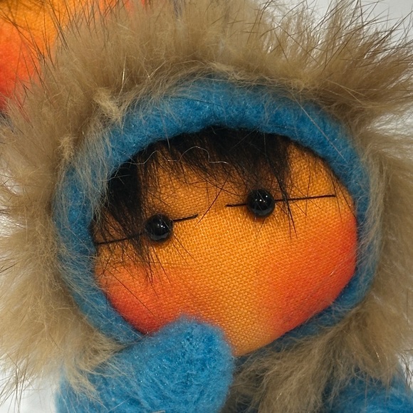 Marilee Dupree 1994 poseable handmade cloth dolls on sled blue fur Alaska snow - Picture 5 of 12